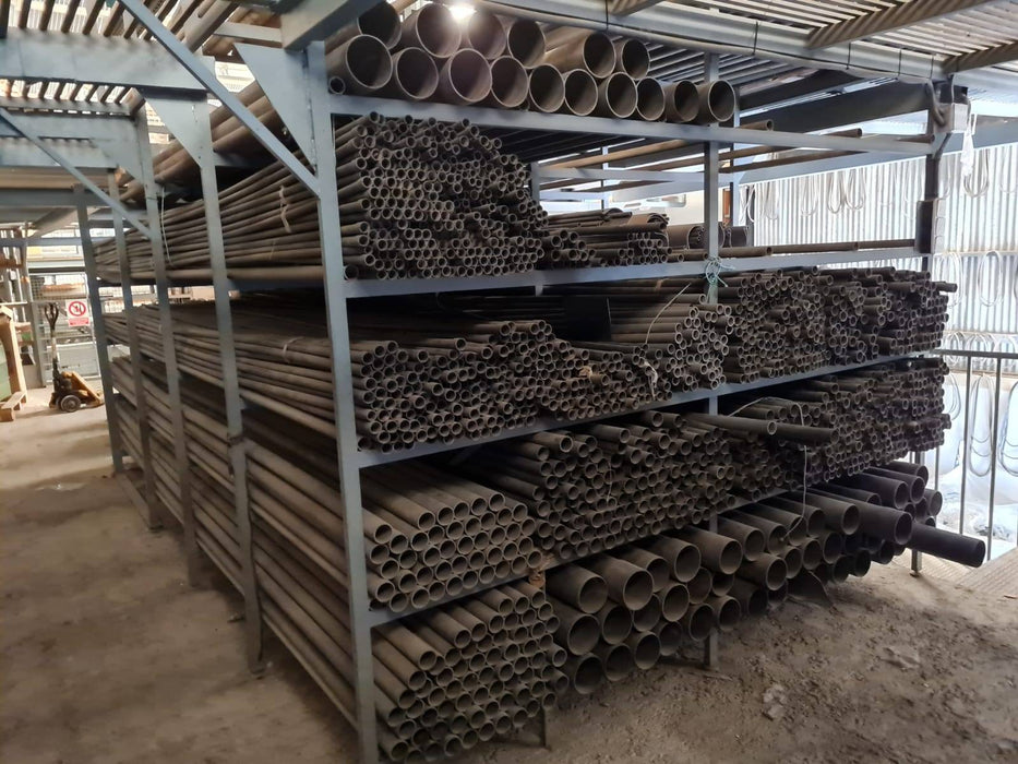 Lote de accesorios y tubos de PVC para evacuación